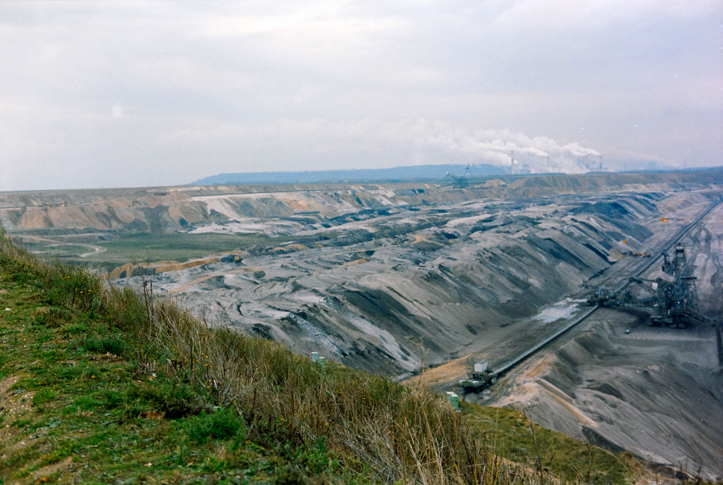 AHP film 2004 11 002 sc240828 img18 NLP